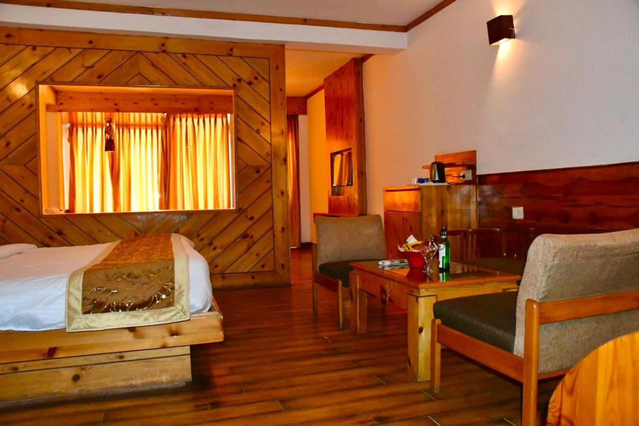 The Whispering Inn Resort And Bar Manāli Buitenkant foto