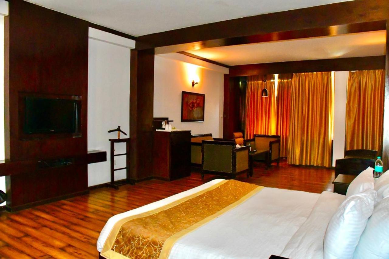The Whispering Inn Resort And Bar Manāli Buitenkant foto