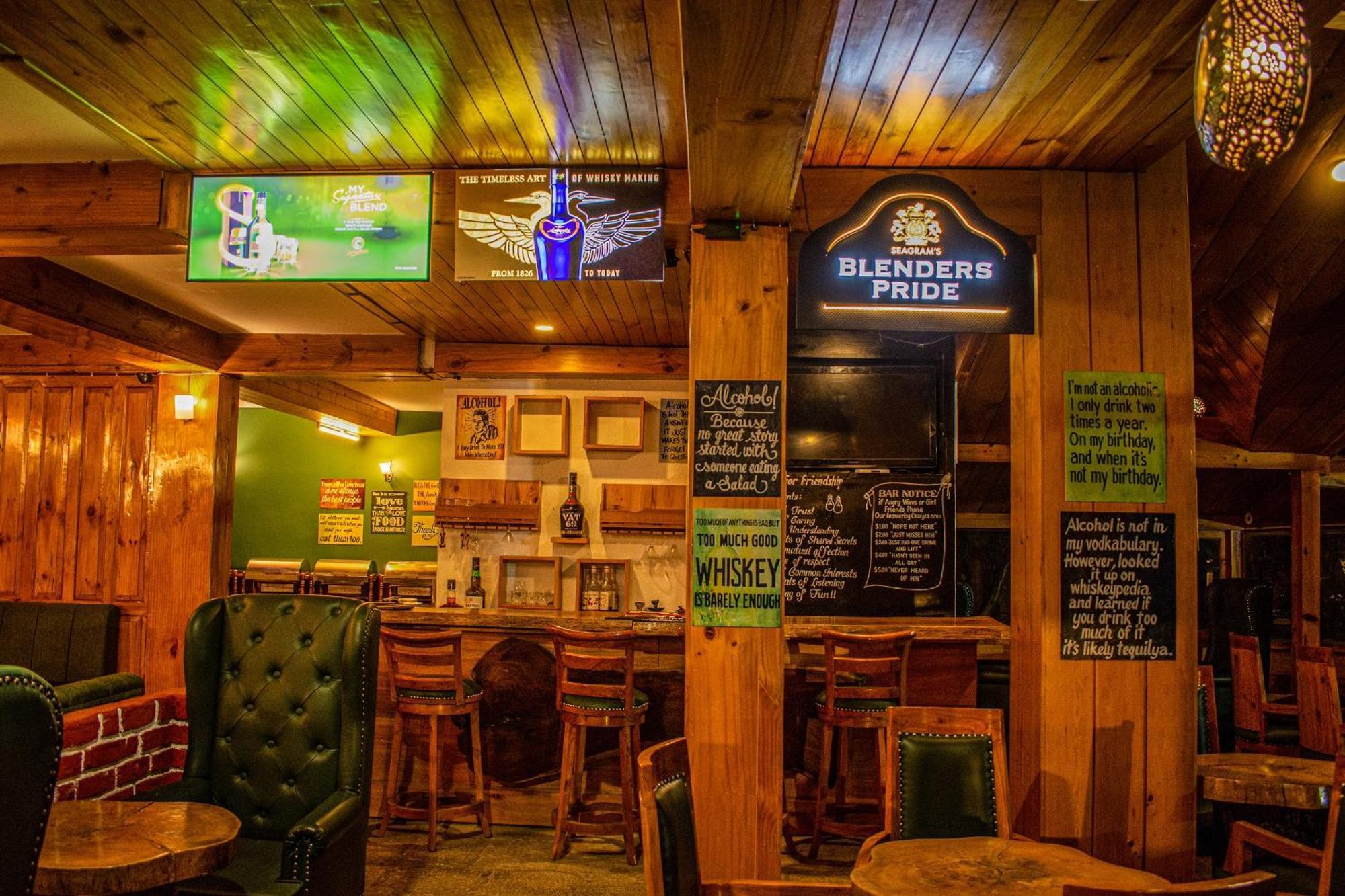 The Whispering Inn Resort And Bar Manāli Buitenkant foto