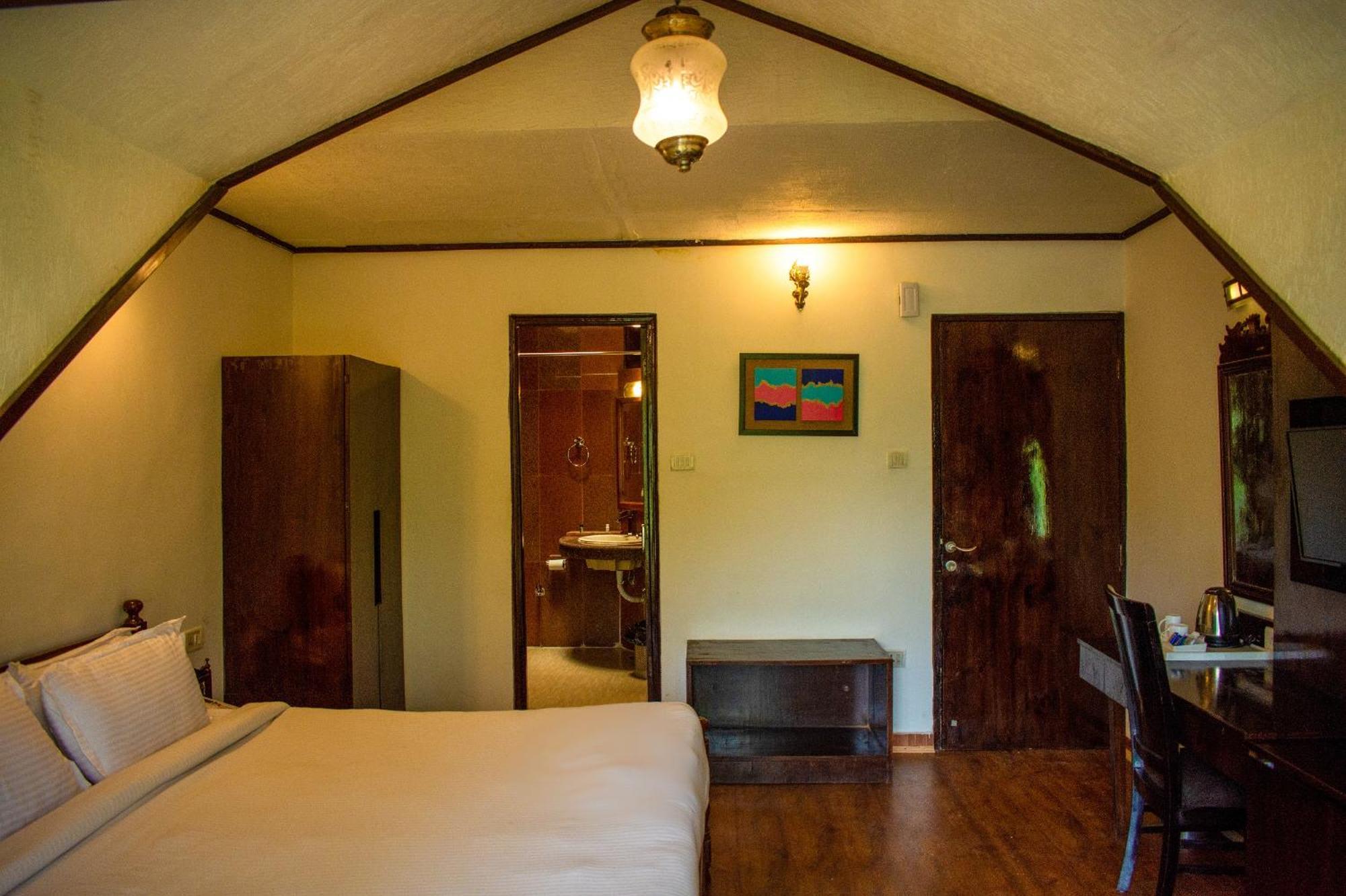 The Whispering Inn Resort And Bar Manāli Buitenkant foto