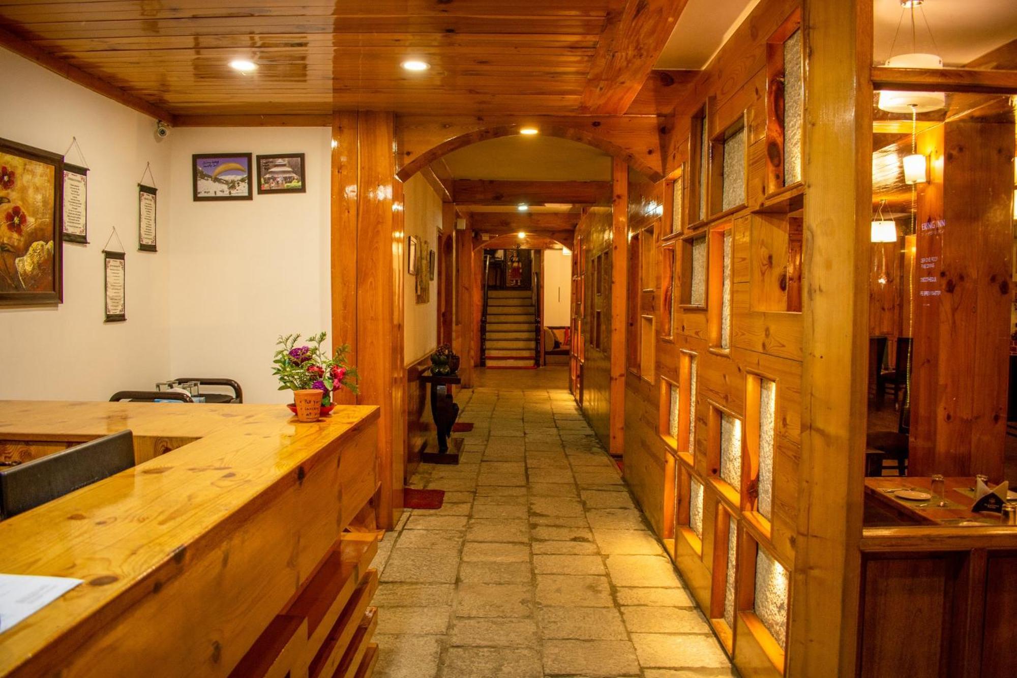 The Whispering Inn Resort And Bar Manāli Buitenkant foto
