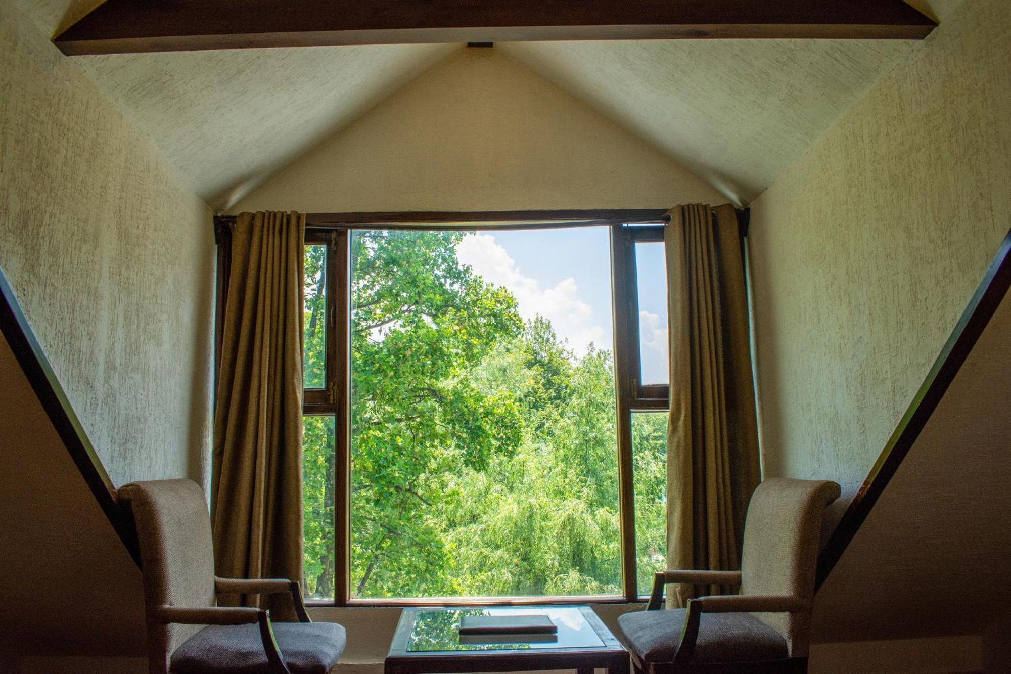The Whispering Inn Resort And Bar Manāli Buitenkant foto