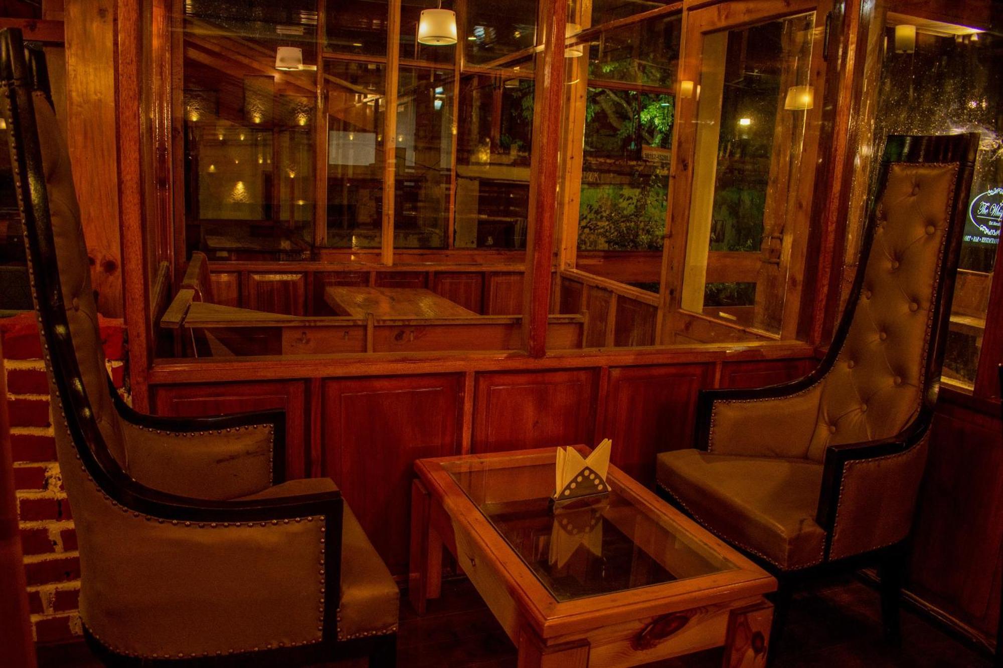 The Whispering Inn Resort And Bar Manāli Buitenkant foto