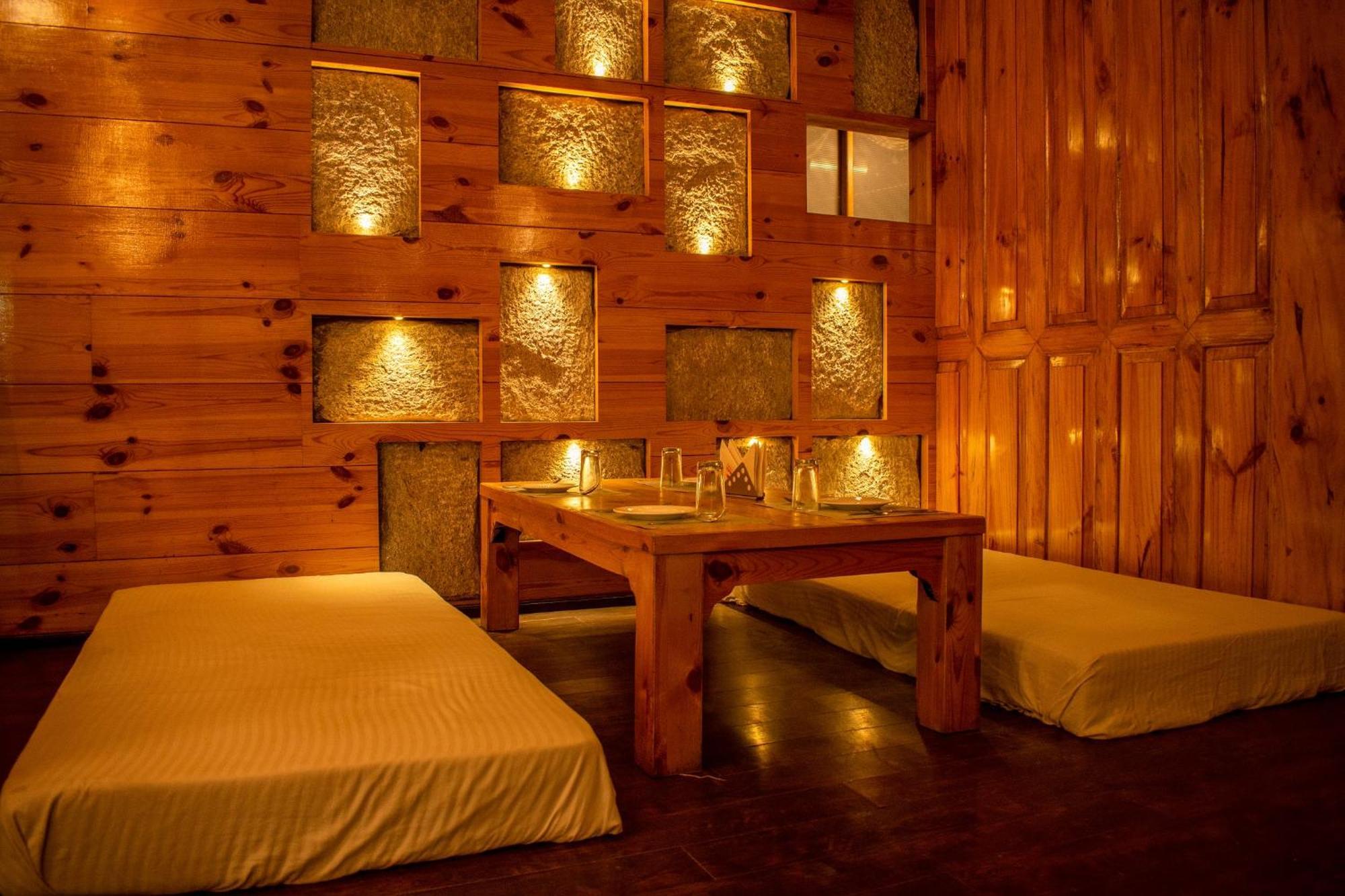 The Whispering Inn Resort And Bar Manāli Buitenkant foto