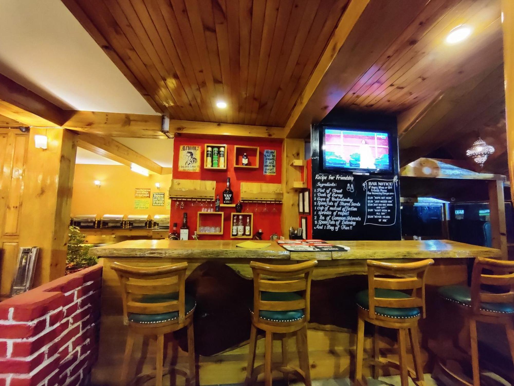 The Whispering Inn Resort And Bar Manāli Buitenkant foto