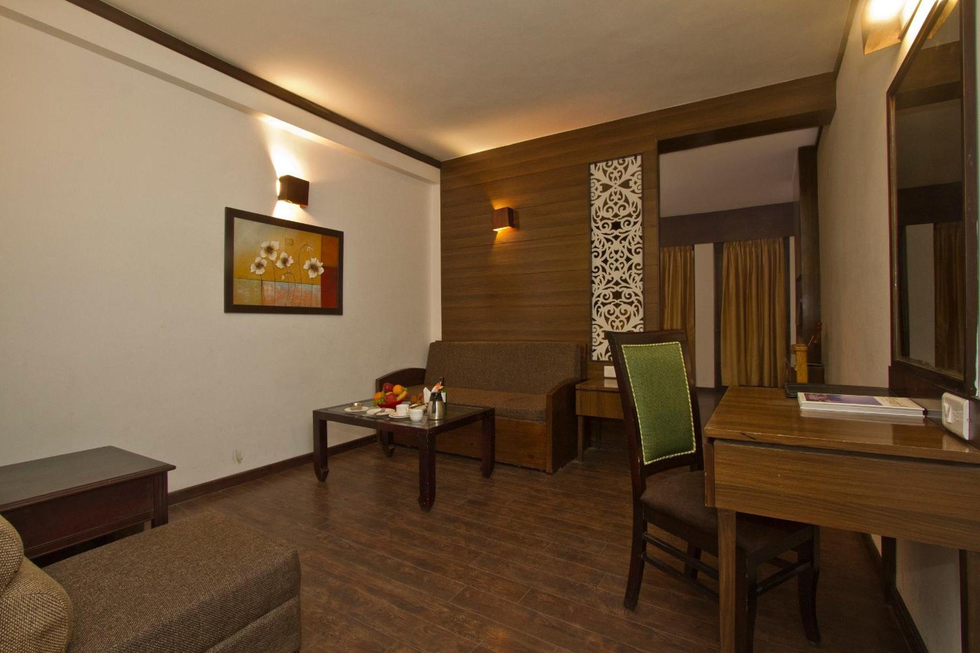 The Whispering Inn Resort And Bar Manāli Buitenkant foto